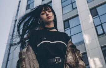 Apa Itu Ready-to-Wear? Kenali Ciri-Cirinya