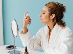 Setting Spray: Mengenal Manfaatnya untuk Tampilan Makeup