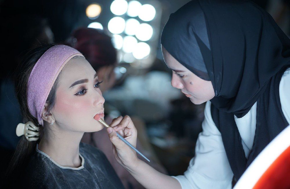 muse makeup artist